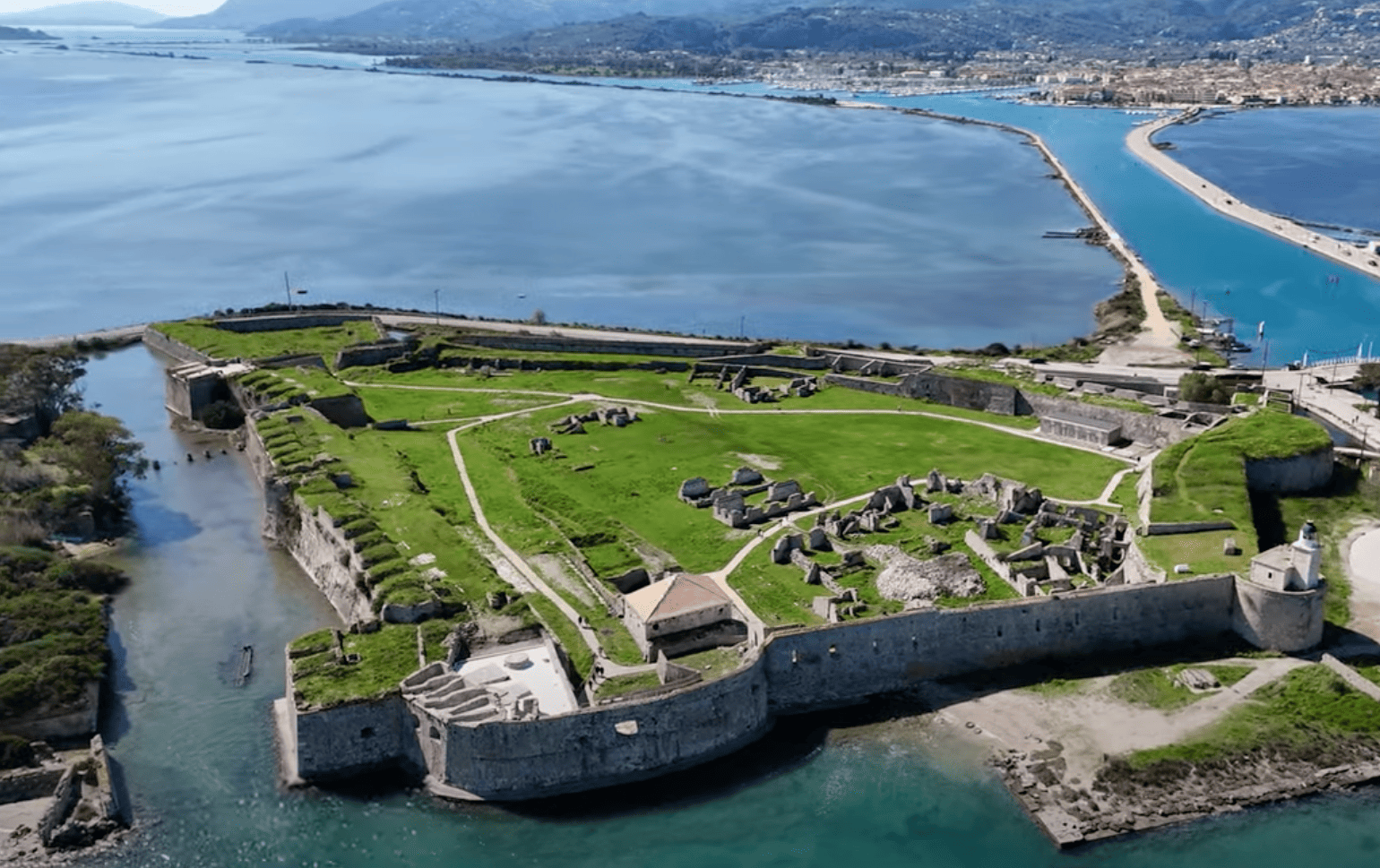 Castle of Agia Mavra, Lefkada: Ancient Lefkada - Perla Yacht Cruises